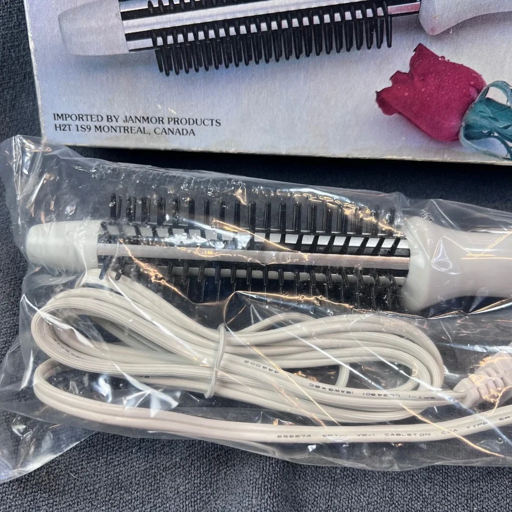 Vintage Brosse Electric Hair Styling Brush Model 1854 White Black Dual Heat NIB